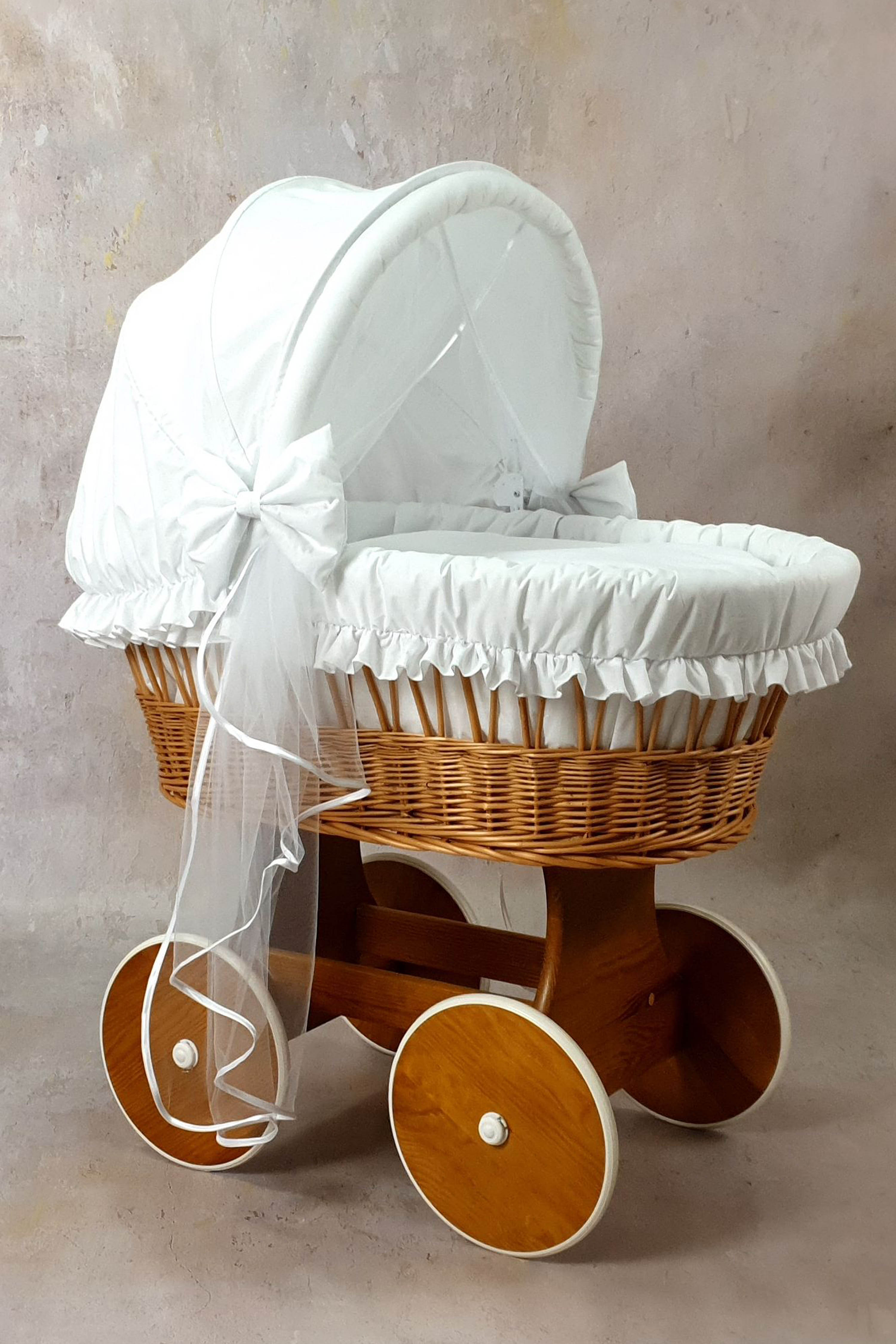 Stubenwagen Komplettset mit Haube und Moskitonetz Weiß Serie BNBI-MOS