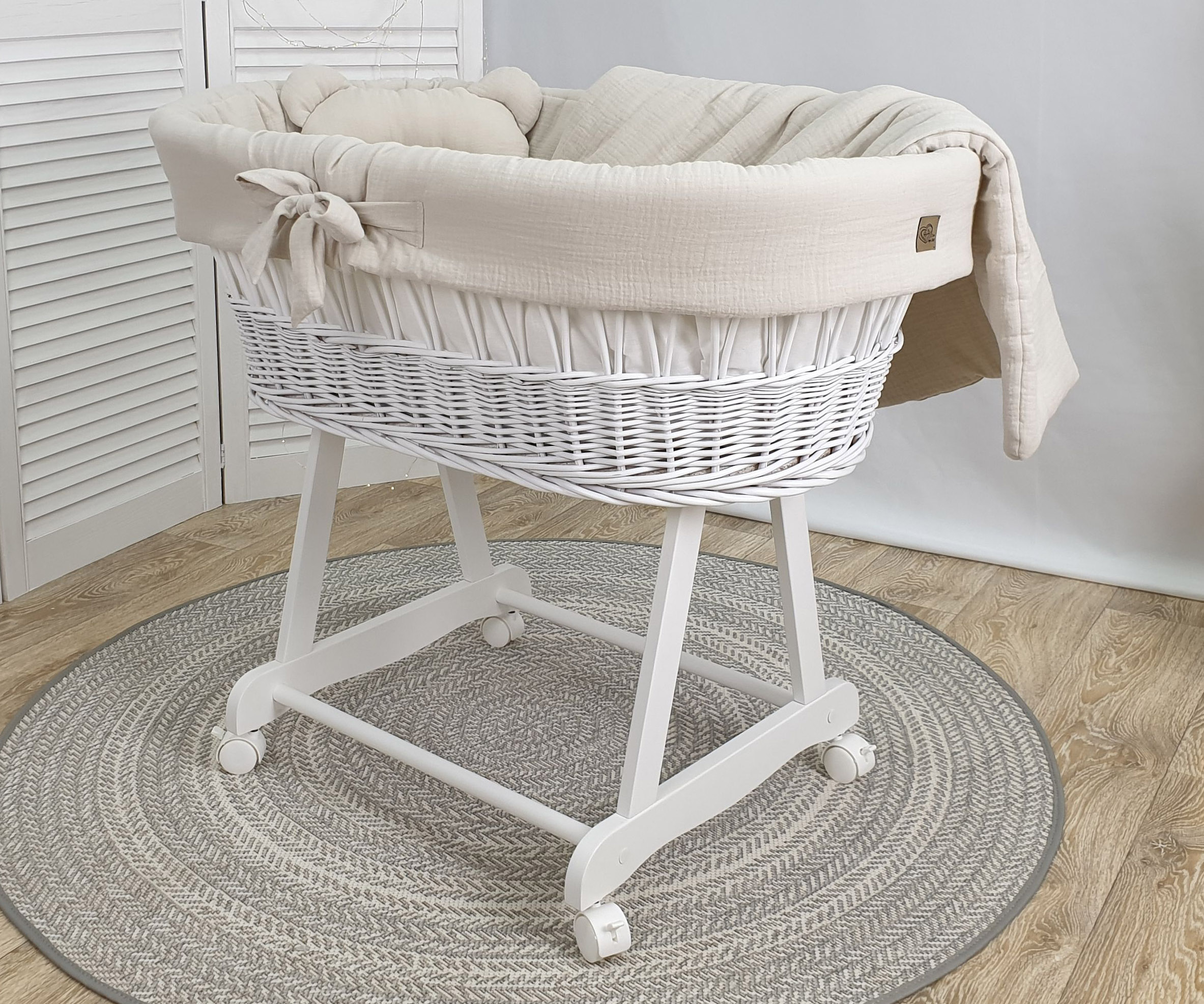 Stubenwagen ohne Himmel mit Bettwäsche Set Beige Musselin Serie BBE-MUS