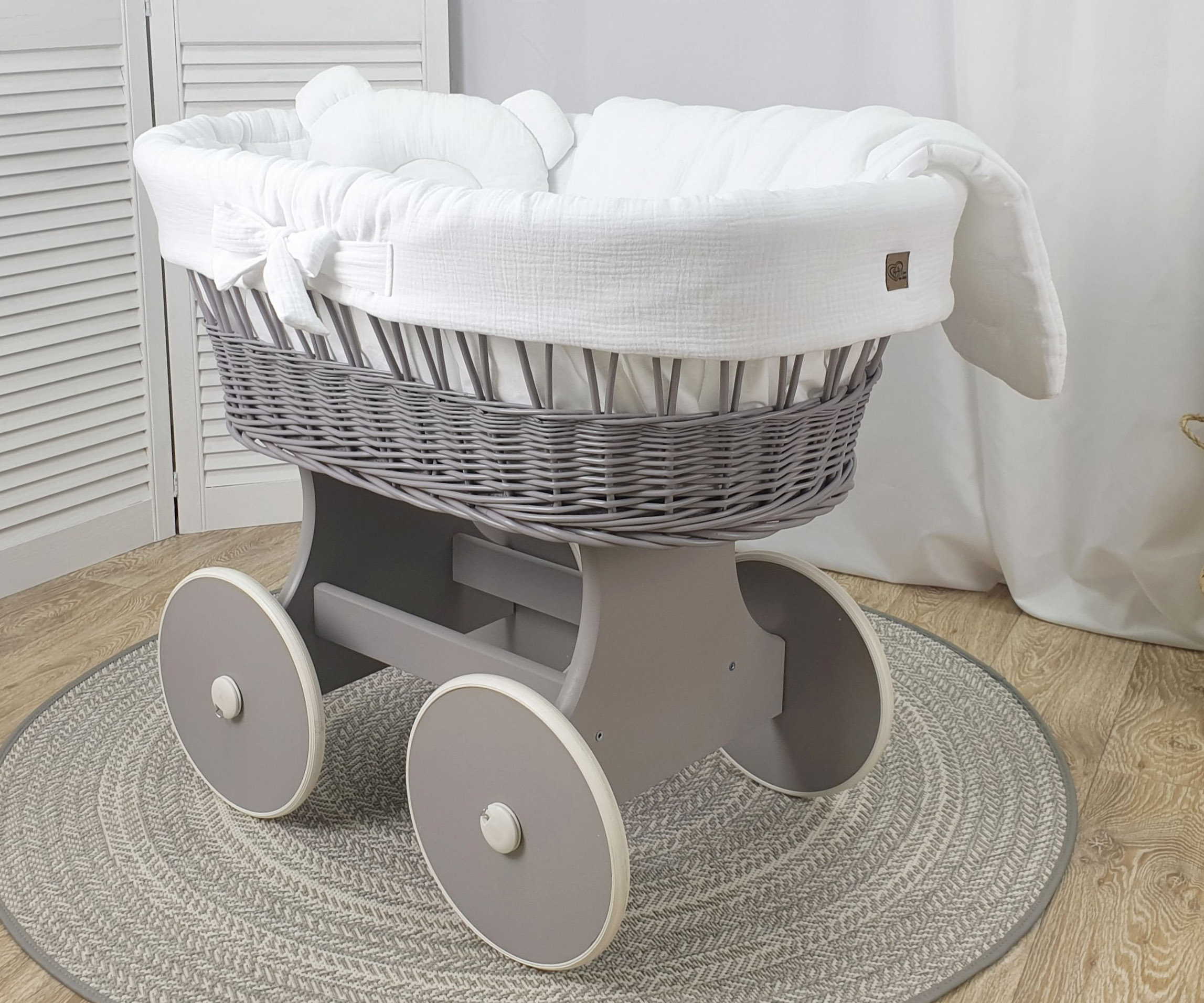 Stubenwagen ohne Himmel mit Bettwäsche Set Weiß Musselin Serie GBKO-MUS